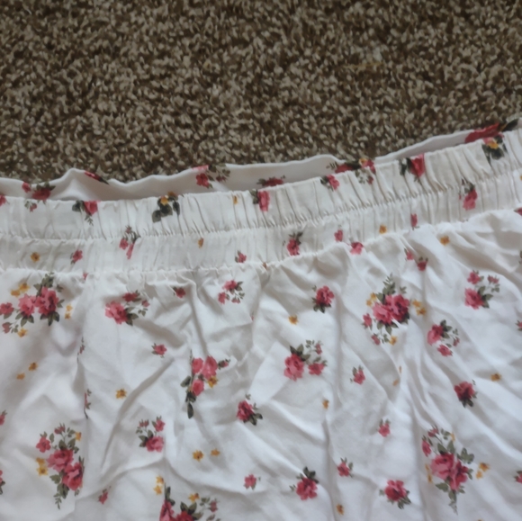 Ultra Flirt Floral Faux Wrap Skirt sz 3X - Picture 5 of 6